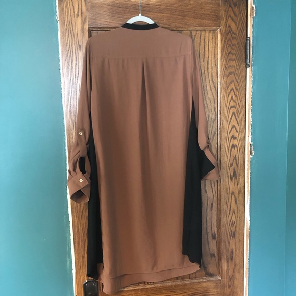 Split Neck Sheath Dress - Picture 2 of 5